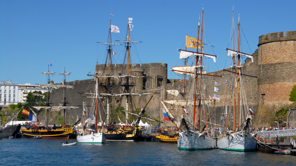 French Navy sailtraining ships