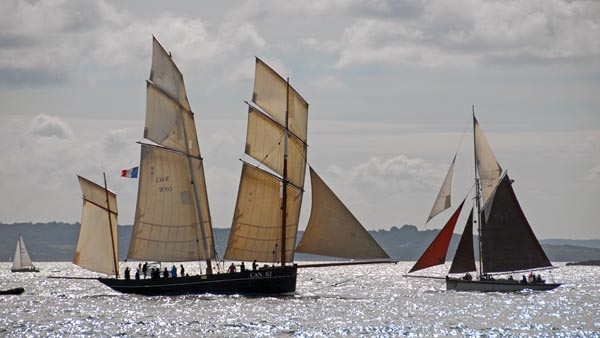 Sailing in the bay of Brest