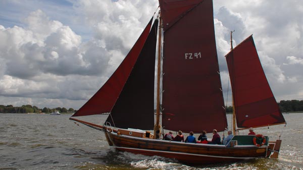 FZ41 Seriola, Volker Gries, Zeesboot Regatta Bodstedt 2017 , 09/2017