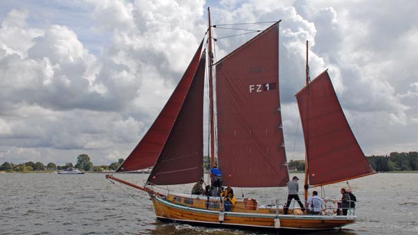 FZ1 Old Lady, Volker Gries, Zeesboot Regatta Bodstedt 2017 , 09/2017