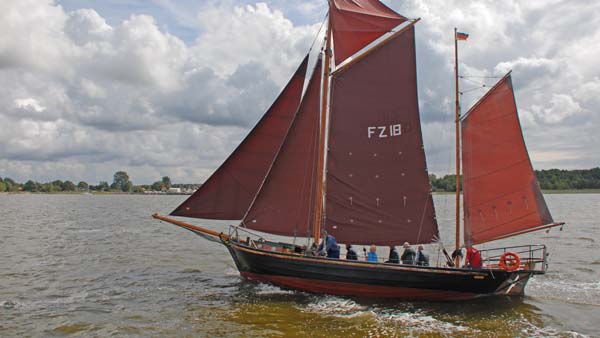 FZ18 Romantik, Volker Gries, Zeesboot Regatta Bodstedt 2017 , 09/2017