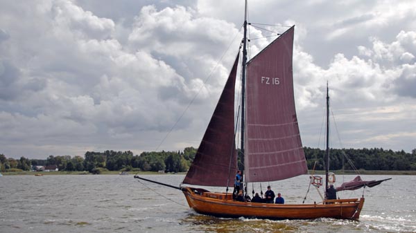 FZ16 Blondine, Volker Gries, Zeesboot Regatta Bodstedt 2017 , 09/2017