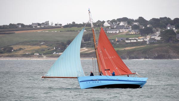 Marche-Avec CC1645, Volker Gries, Temps fete Douarnenez 2018 , 07/2018