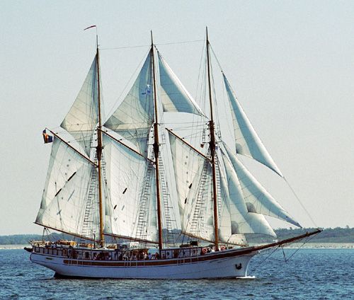 Linden, Volker Gries, Hanse Sail Rostock 2004 , 08/2004