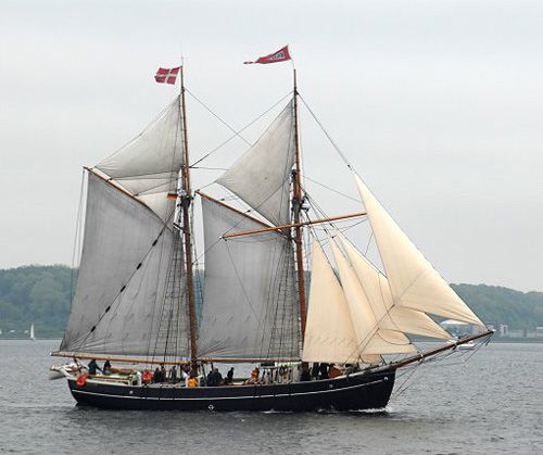 er der Transformer konkurrenter Jagtskonnert (Jagtschoner) Brita Leth: data, photos, videos, history of the  sailing ship