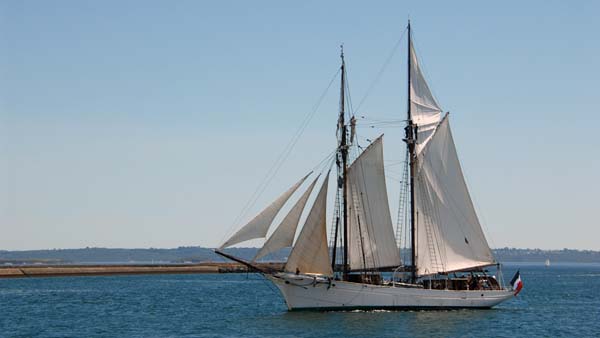 Belle Poule, sailtraining ship of the French Navy