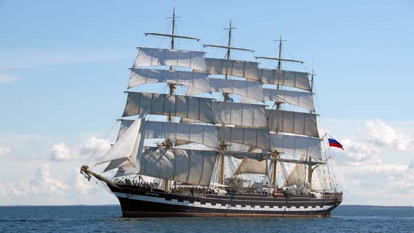 4-masted bark Kruzenshtern