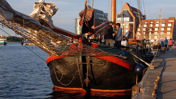 Abendstimmung auf der Hanse Sail Rostock