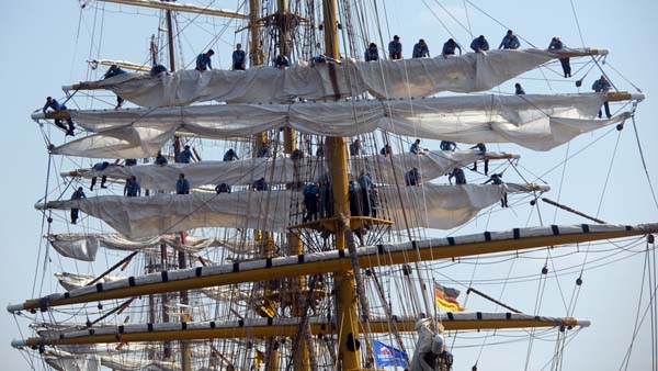 Cadets at the "Gorch Fock II"