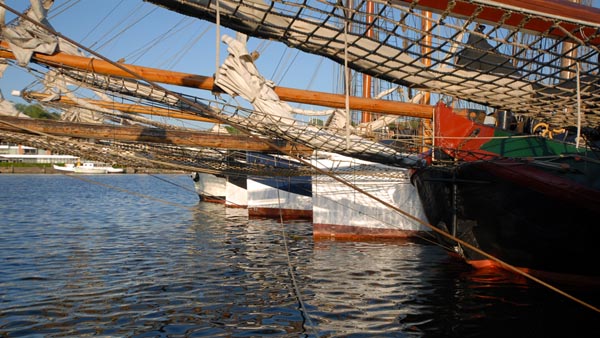 Sailing ships in the harbour of Flensburg