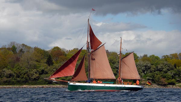 "Sampo" unter Segeln
