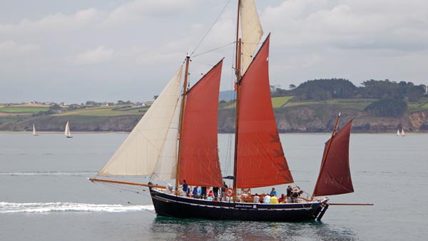 Summer festival in Douarnenez