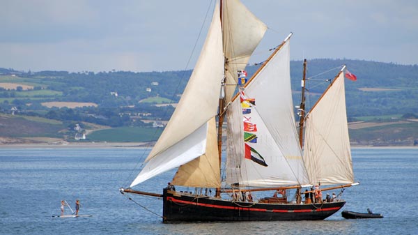 Sailing ships on the coast